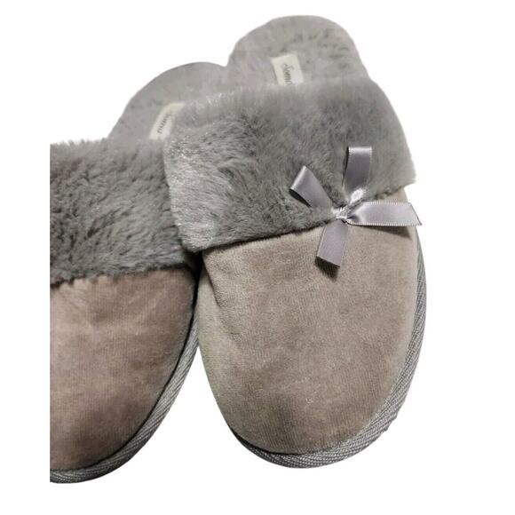 NEW SOMA Plush Gray Chenille Faux Fur Slippers Womens 7/8 Size L with TAGS - Picture 5 of 7